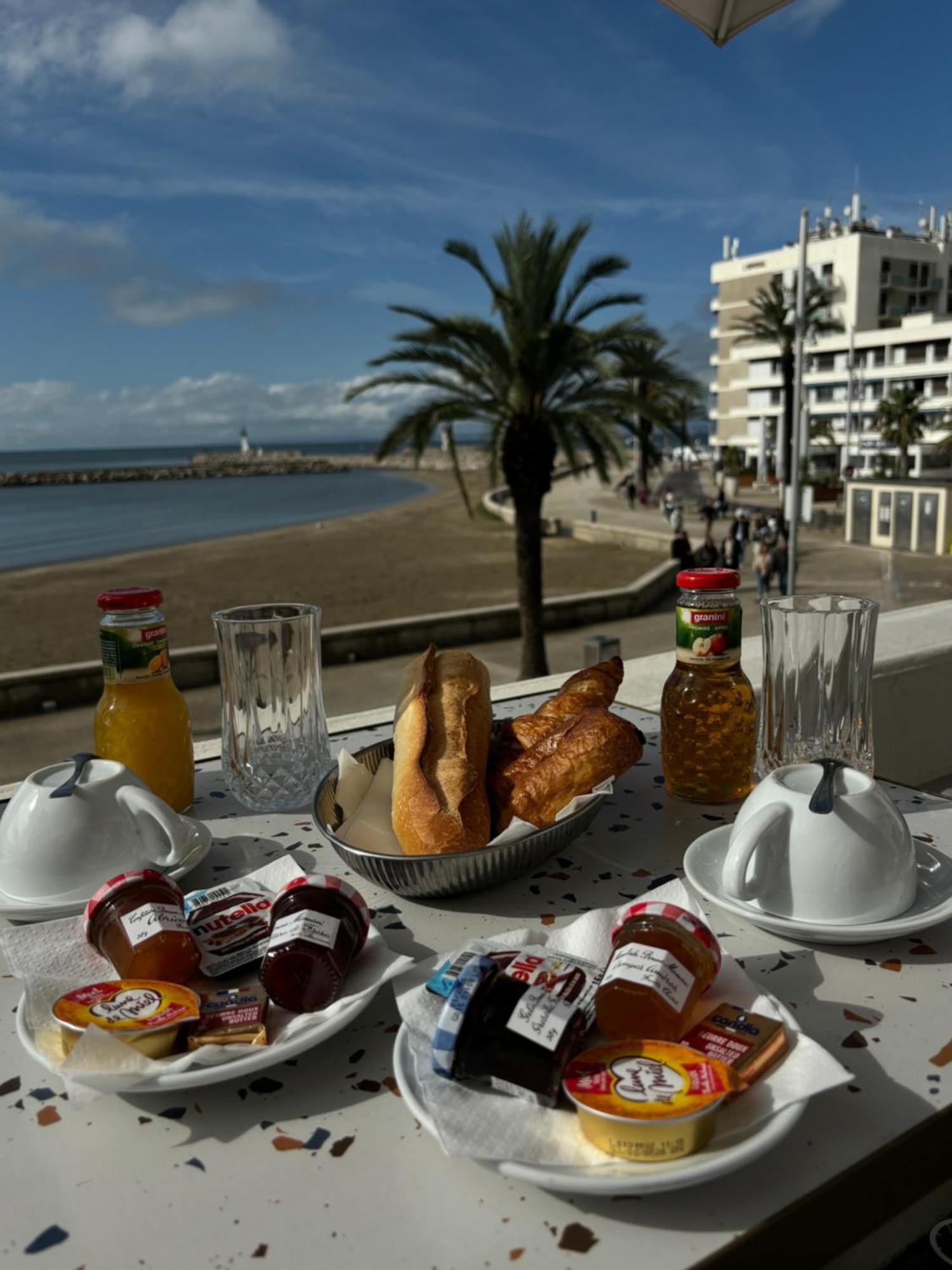 L'Hotel De La Plage 르그로뒤후아 외부 사진